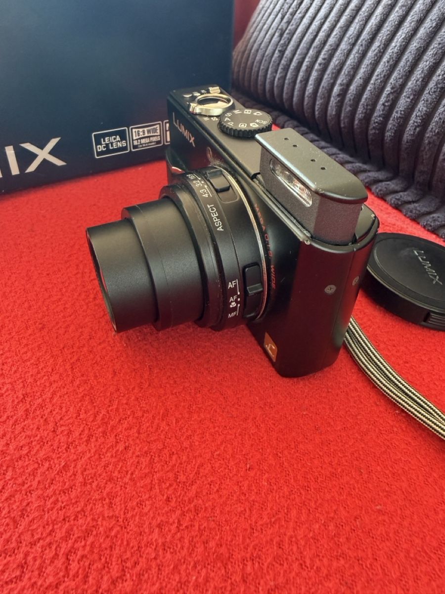 Panasonic Fotocamera: Lumix DMC-LX2 Leica Camera – Usato da Schlieren venduto da Kamacho 3