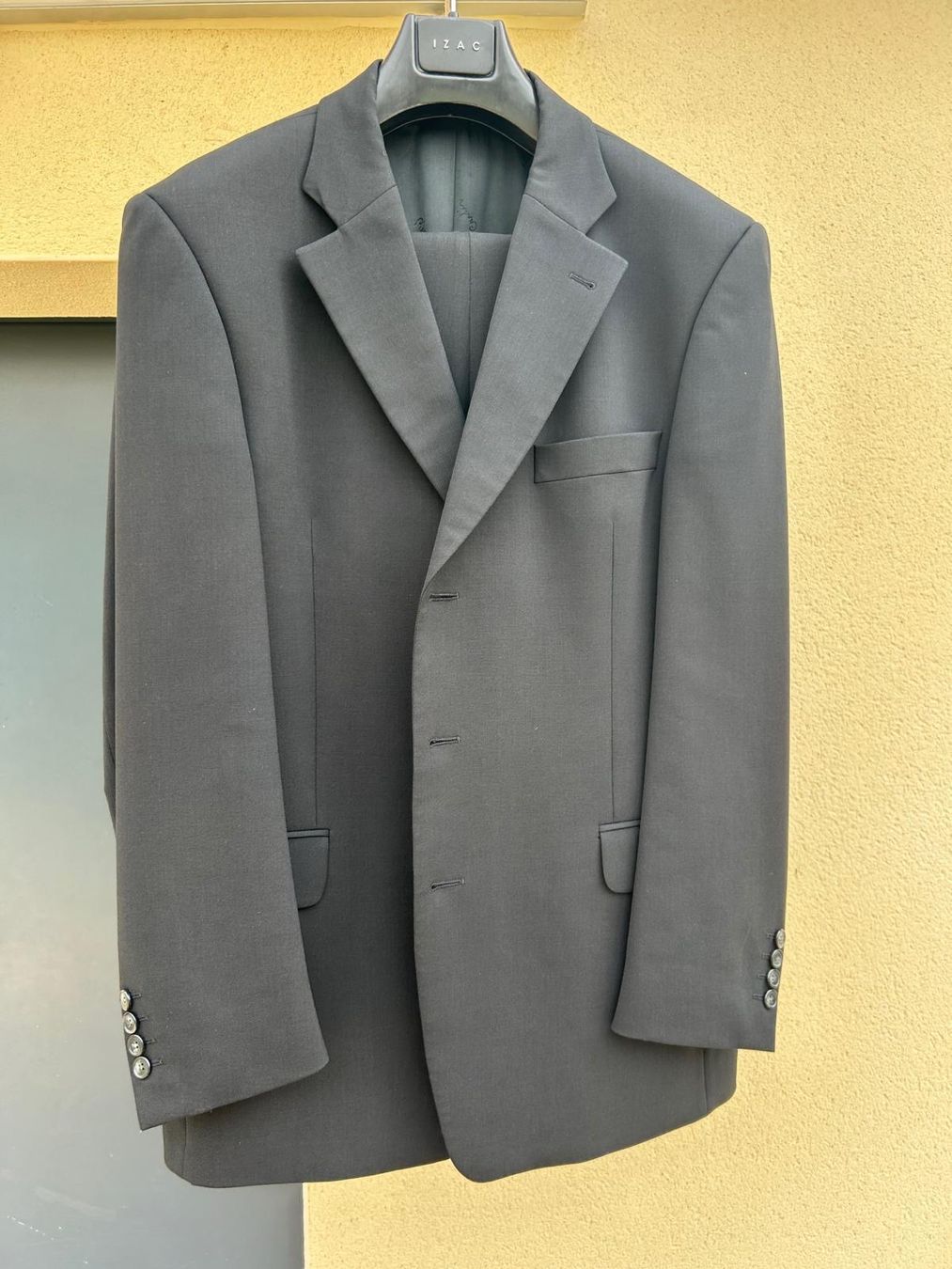Pierre Cardin Costumes: Costume Pierre Cardin  Taille 52/44 – D'occasion à Bôle par mel_79h6 1