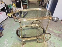 Wunderschöner Servierwagen Messing Glasoval