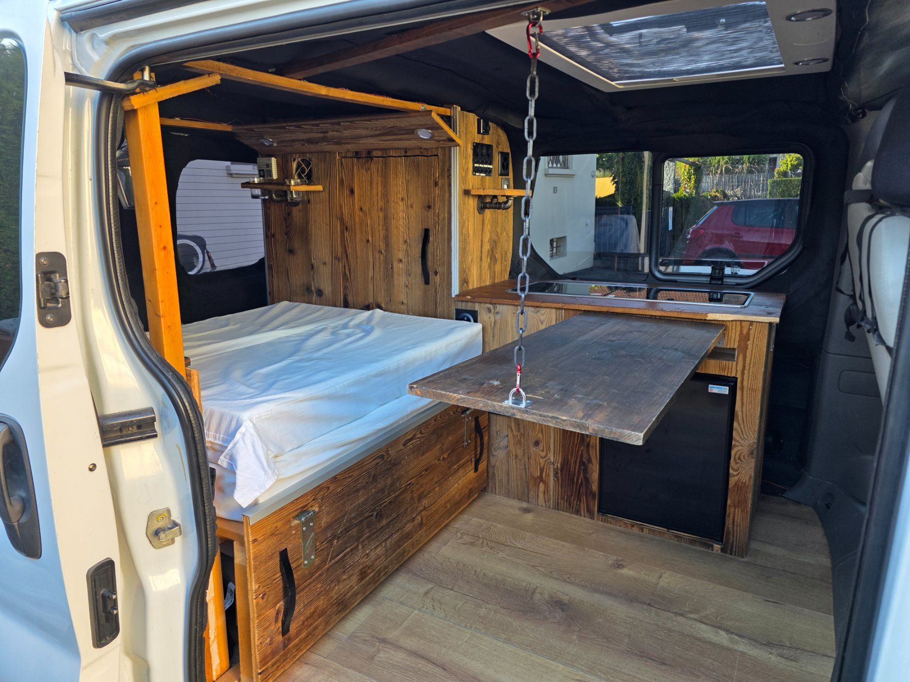 Renault Véhicules de camping: Renault Trafic dCi 115 Camper – D'occasion à Rothenburg par dario33 3
