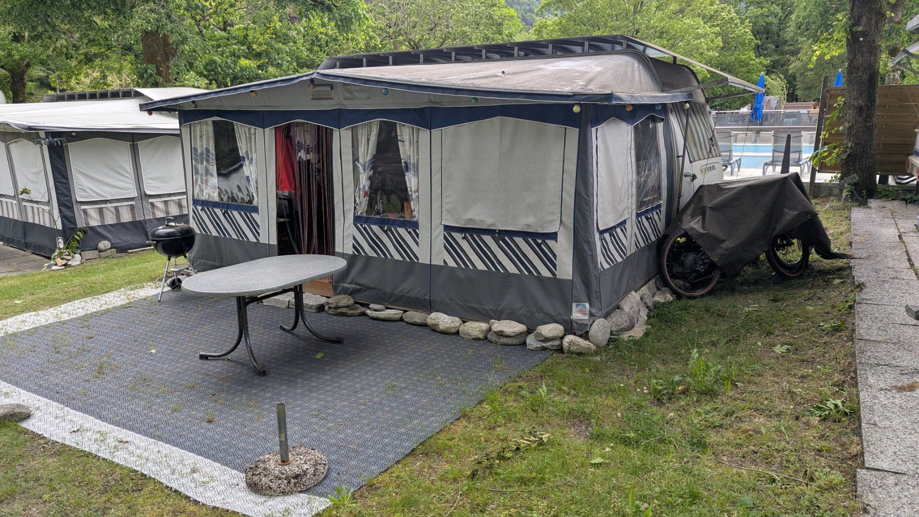 Dethleffs Camping Fahrzeuge: Wohnwagen – Gebraucht aus Serneus von zwe_6wg9