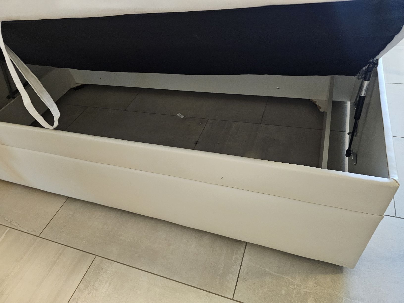 Schränke: komplettes Eltern Schlafzimmer – Gebraucht aus Wohlen AG von niki31 4
