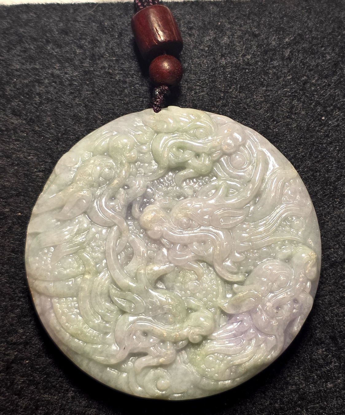 Minerali & Pietre curative: Jadeit Drachenamulett Halskette – Nuovo e nell'imballaggio originale da Matzingen venduto da Shay_Crystalz