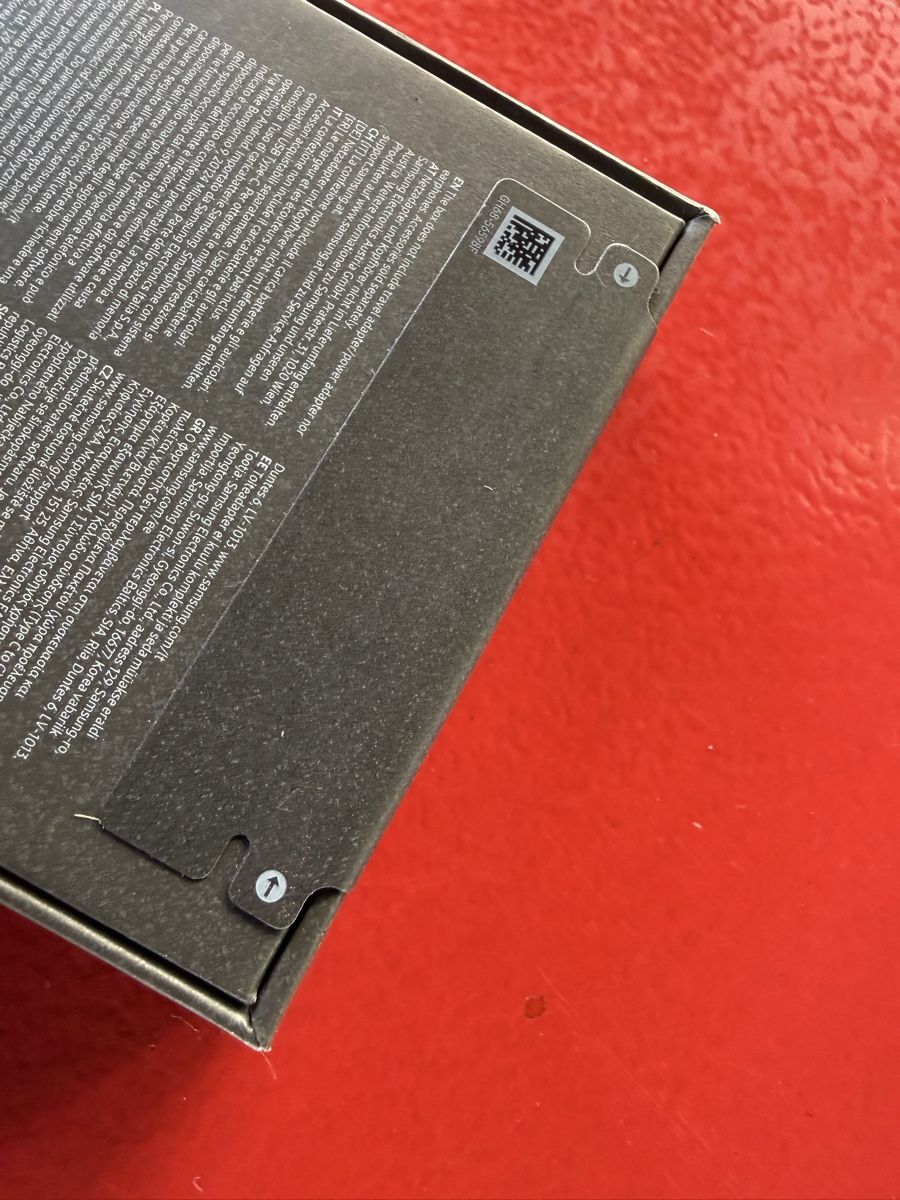Samsung Telefoni cellulari / Smartphones: Samsung Galaxy S26 256GB – Nuovo e nell'imballaggio originale da Vaduz venduto da aleph-null 2