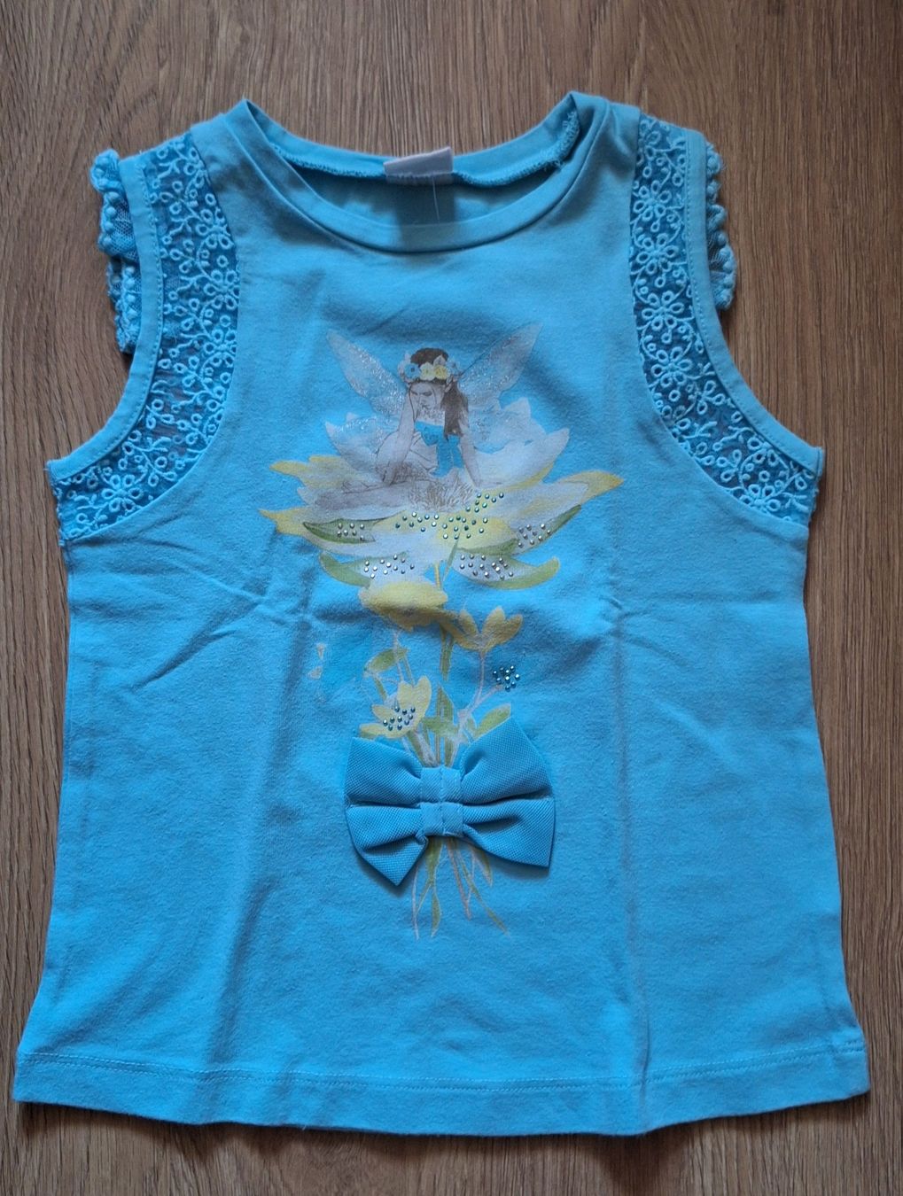 Camicette, T-shirt & Top: Mädchen Oberteil kurzarm Grösse 104 Fee Motiv – Usato da Morschach venduto da son_8fqy