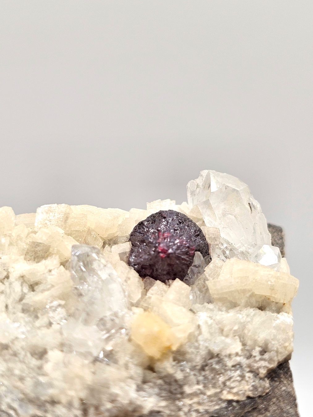 Mineralien & Heilsteine: Cinnabar, Xiangxi, Hunan, China – Gebraucht aus Figino von panshop 6