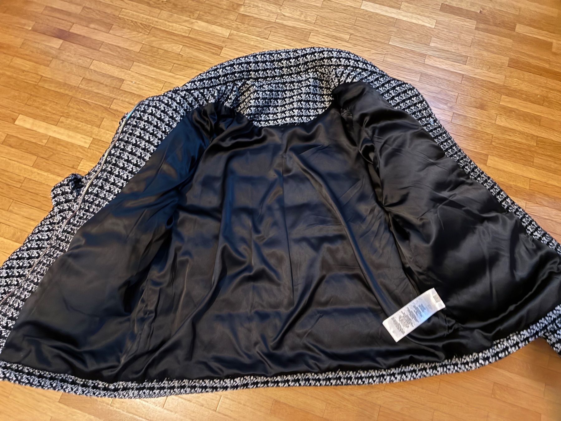 Vestes: Schöne Ubergangsjacke XS/34 – D'occasion à Veyrier par gnoom74 2