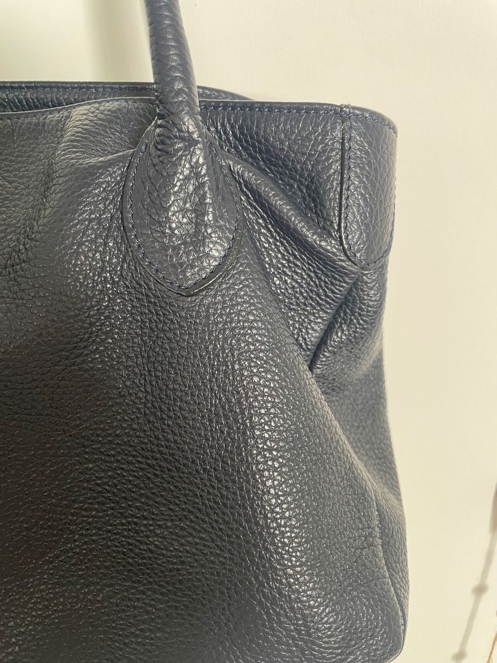 Borse da donna: Echtleder Schultertasche dunkelblau – Usato da Fällanden venduto da adi_r9xb 3