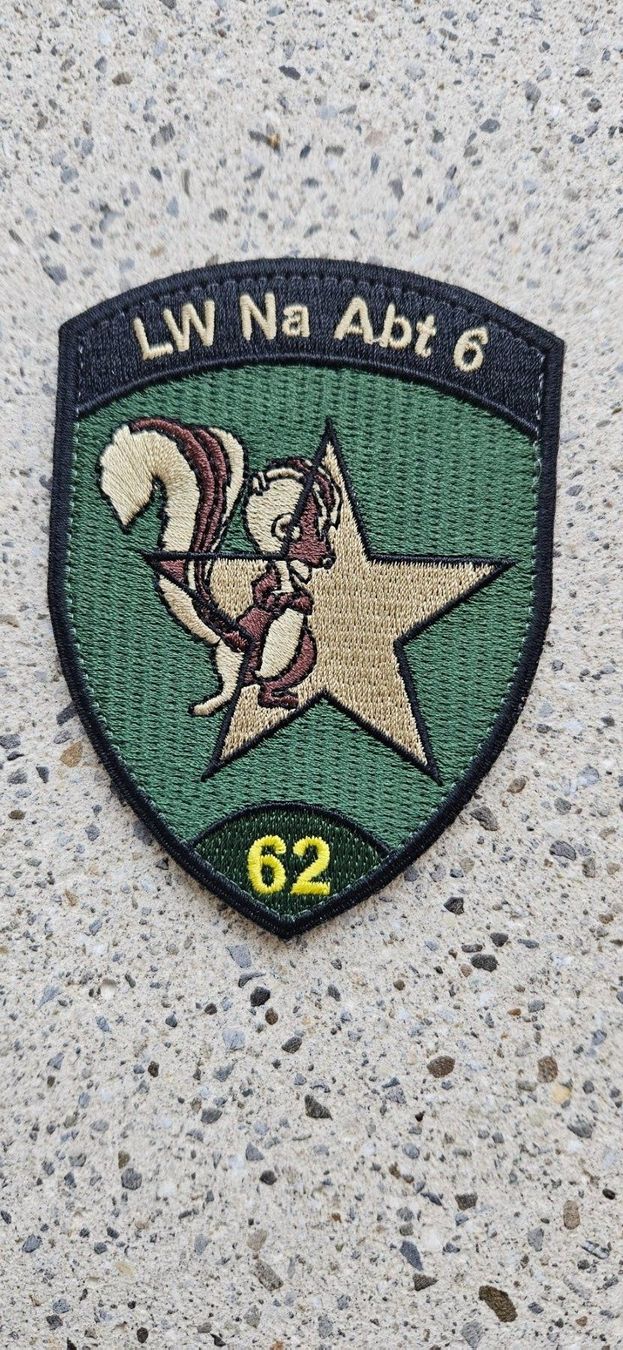 Schweizer Armee Plaketten & Abzeichen: *** Badge Luftwaffe mit klett *** – Neu und originalverpackt aus Riedholz von fr_sIruP