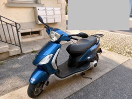 Piaggio Fly 125