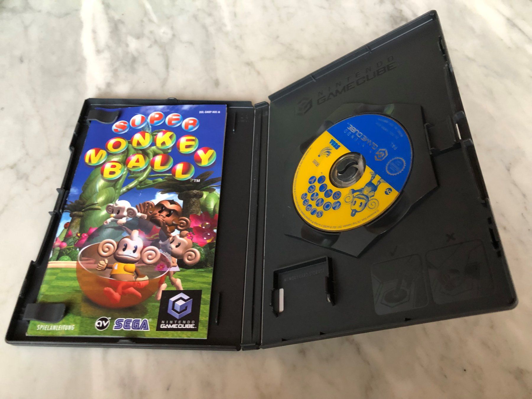 Nintendo Jeux: SUPER MONKEY BALL SPIEL FÜR NINTENDO GAMECUBE – D'occasion à hägendorf par twilightprincess 1
