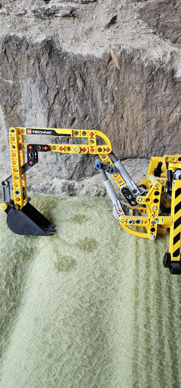 Lego Kit di costruzioni: LEGO Technic bagger – Usato da Ferden venduto da jemyce 1