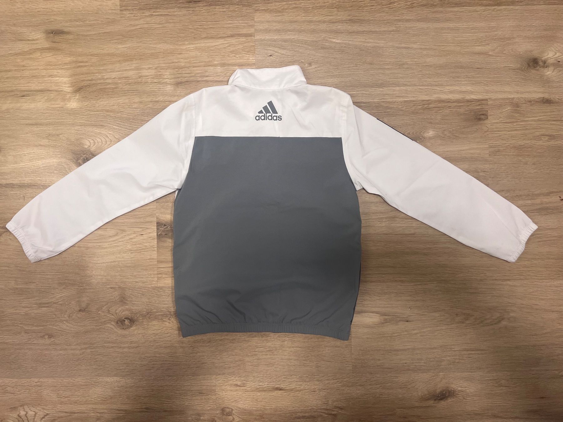 Adidas Giacche & Cappotti: Adidas Trainerjacke Grösse 128 – Usato da Oberburg venduto da Serbus 1