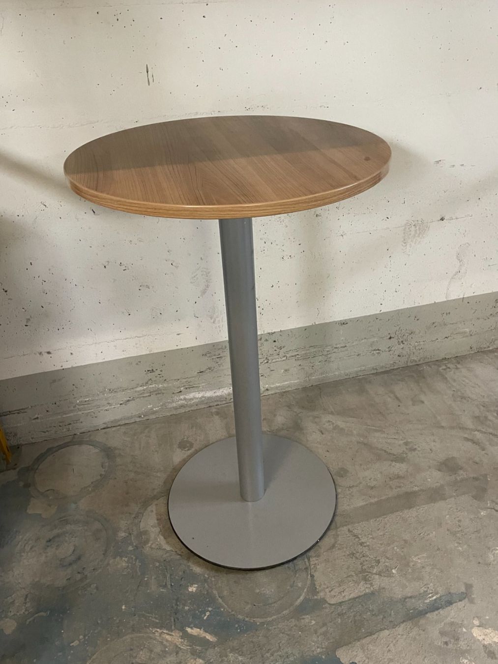 Tables: Ophelis Stehtisch – Neuf (Voir description) à Biel/Bienne par Bureaurama