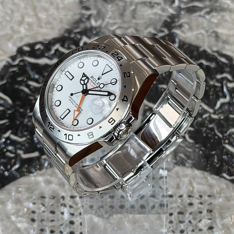 Orologi: Rolex Explorer II Polar 226570 – Usato da Genève venduto da minty.watches 1