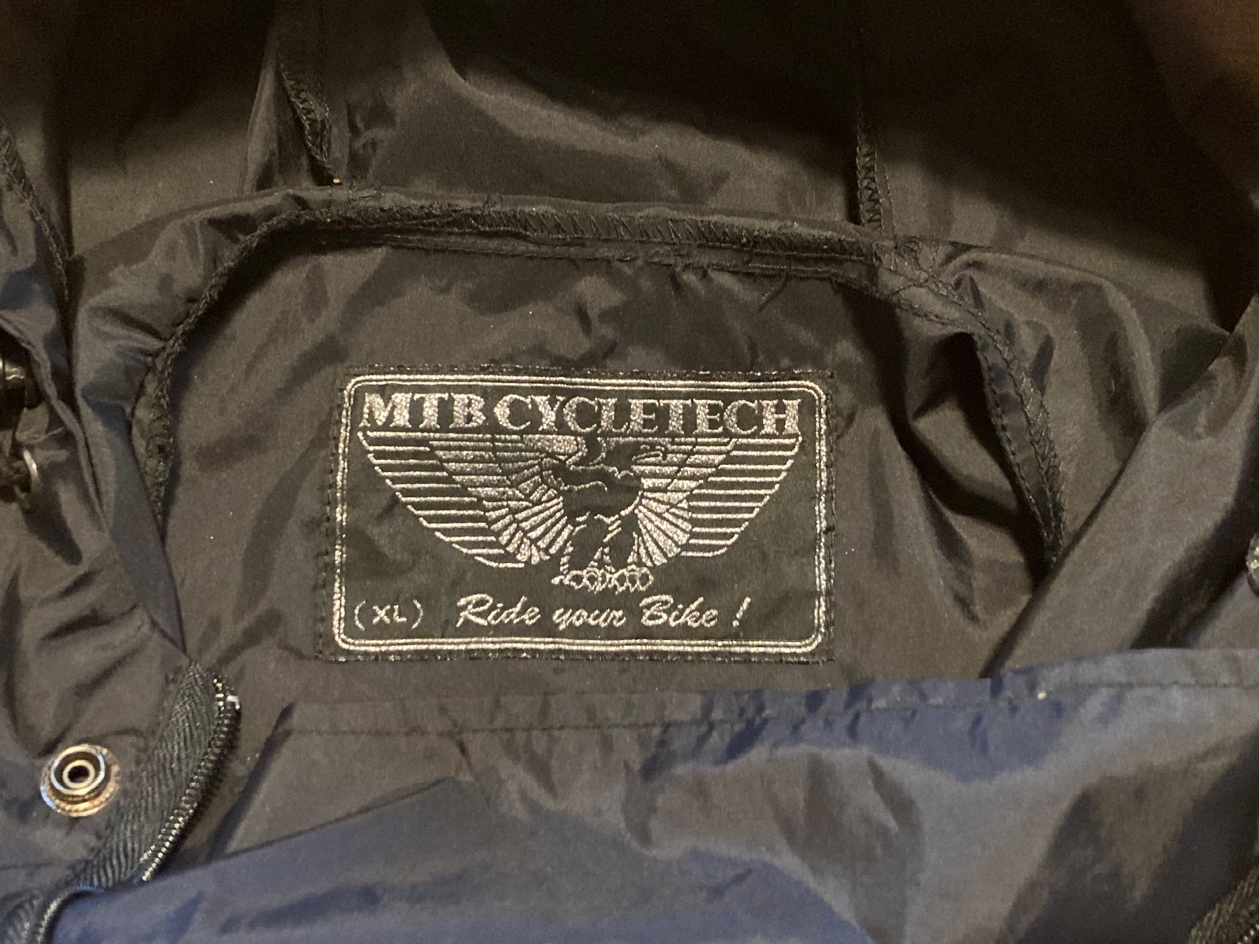 Giacche: Vintage 90s Packable Rain Jacket MTB Cycletech Bike Sz XL – Usato da Zürich venduto da le_souk 5