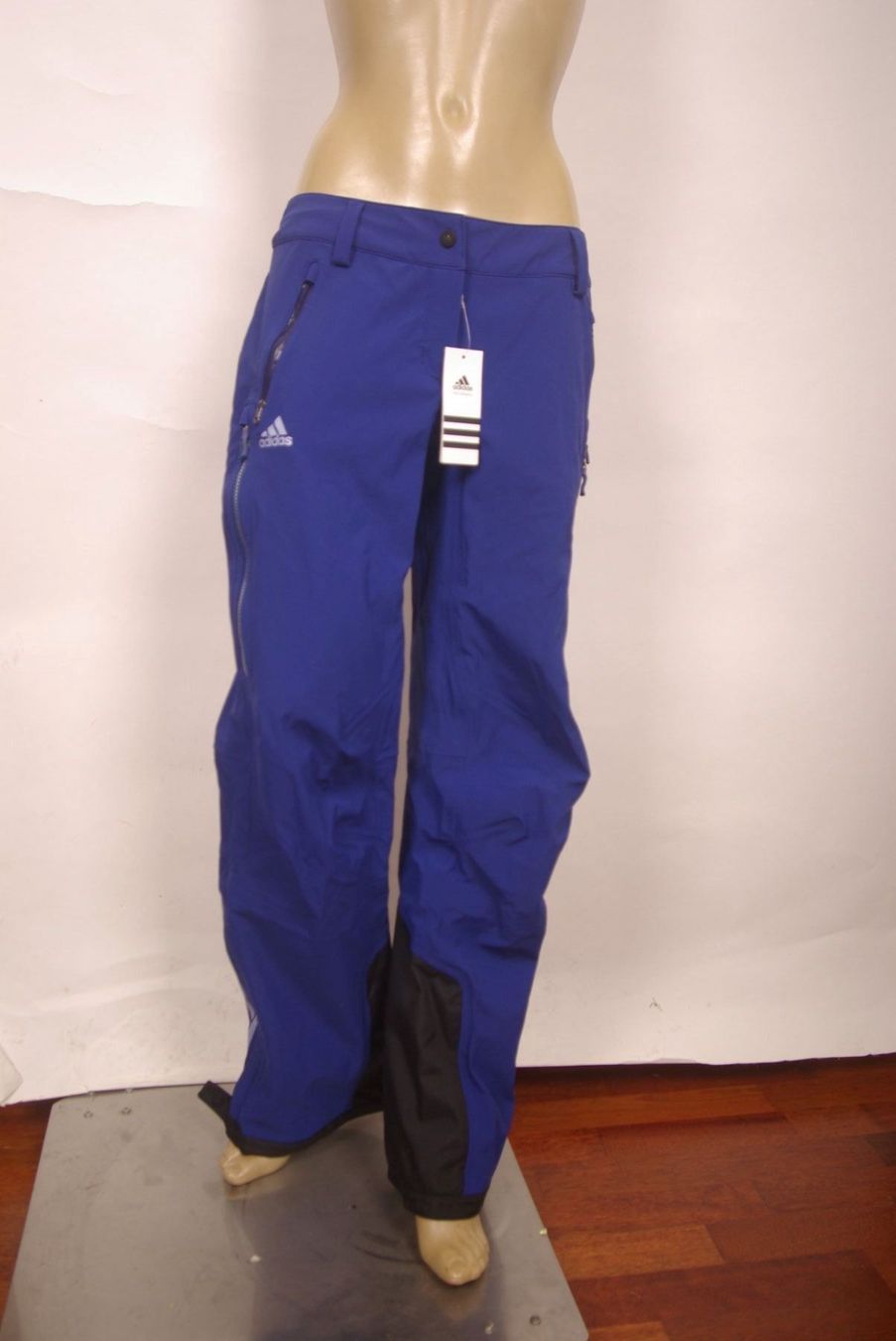 Adidas Hosen: ADIDAS WANDER SNOWBOARD SKIHOSE S HOSE – Neu und originalverpackt aus Adliswil von isabela77 1