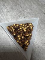 Italienische gewölbte Pailletten, Bronze #836W / 4 mm