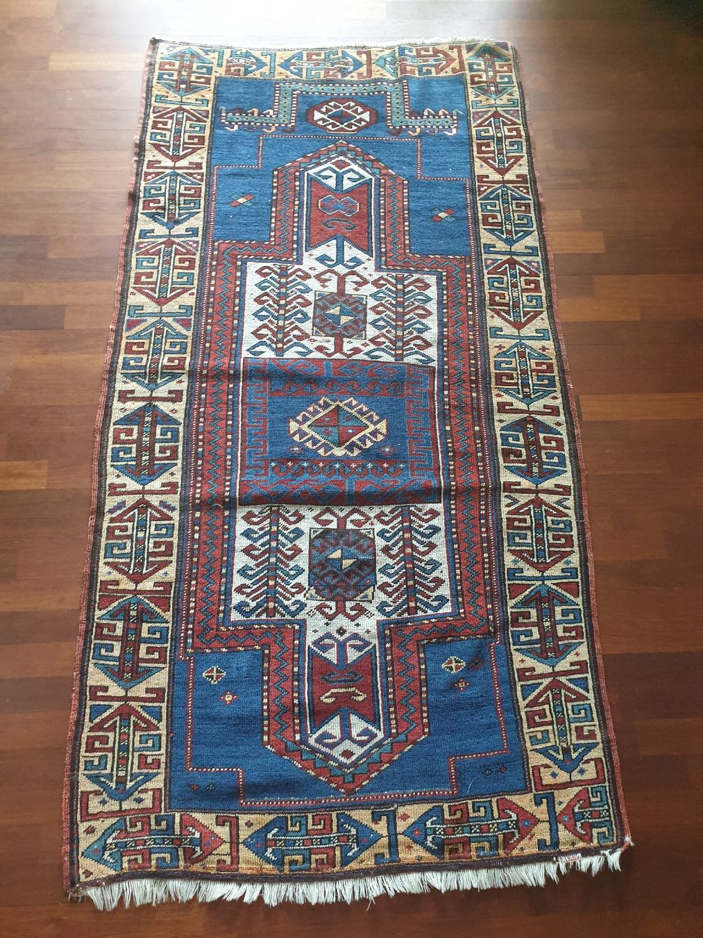 Tappeti: Teppich orientalischer Art – Usato da Glarus venduto da ManuManu2018