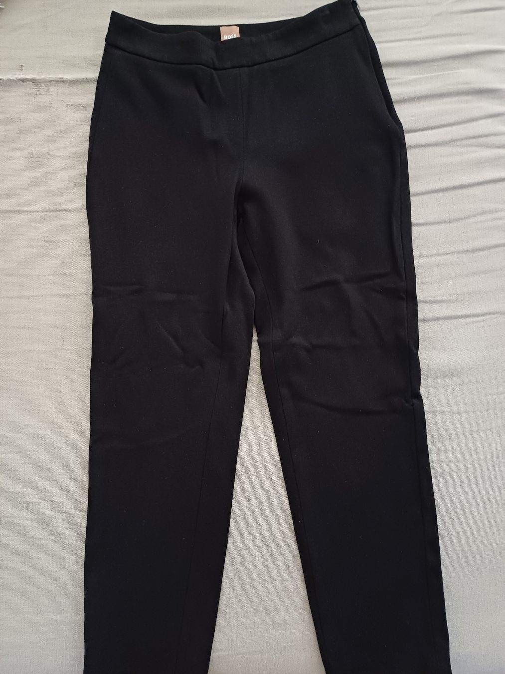 Hugo Boss Pantaloni: Stoffhose von Boss – Usato da Rothenburg venduto da lauraaurora