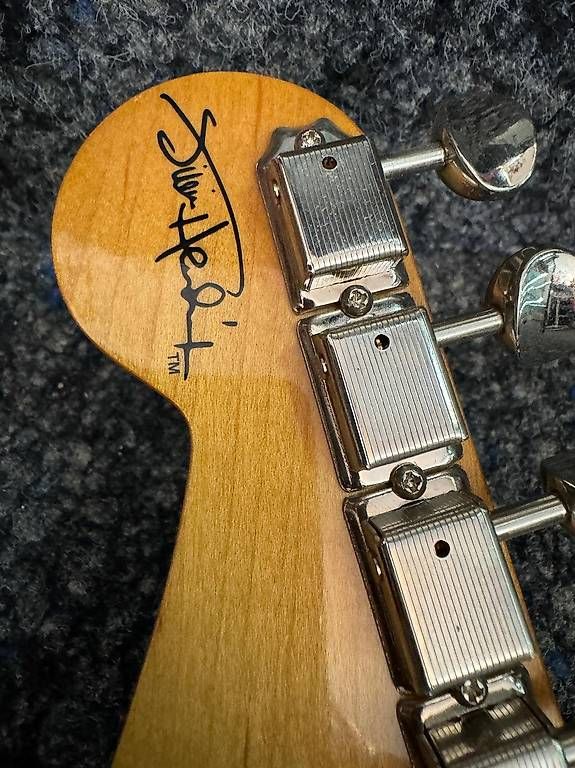 Strumenti musicali: Fender Stratocaster Monterey Jimi Hendrix. Collector – Usato da Morges venduto da GvnMusic 6