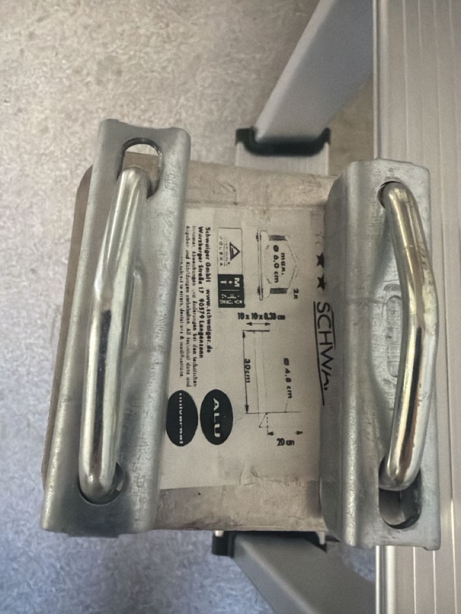 Autres optique: SCHWAIGER® Mast-/Balkonausleger, Halterung Satellitenantenne – Neuf (Voir description) à Zürich par d0miNik. 1