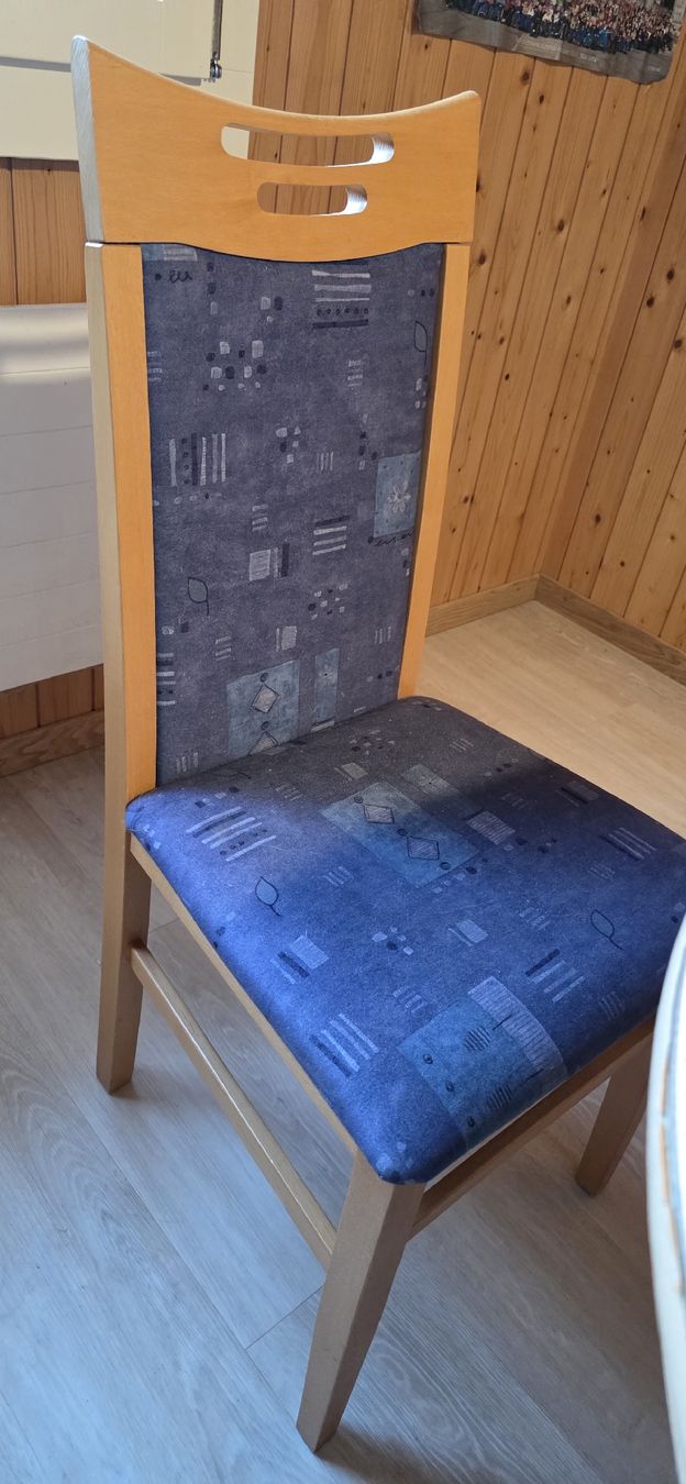 Tables: Tisch und 6 Stühle – D'occasion à Menznau par Marfeld 4