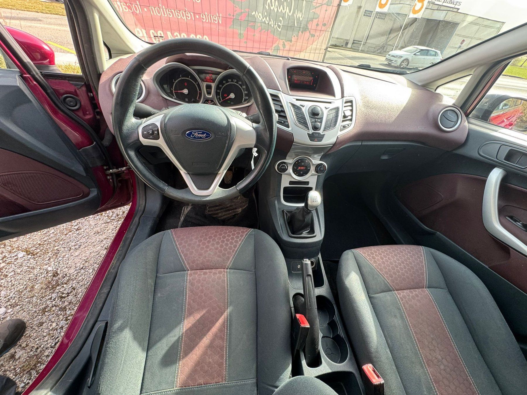 Ford Automobili: Fiesta 1.6I 88KW – Usato da Couvet venduto da Geiser-Automobiles 6