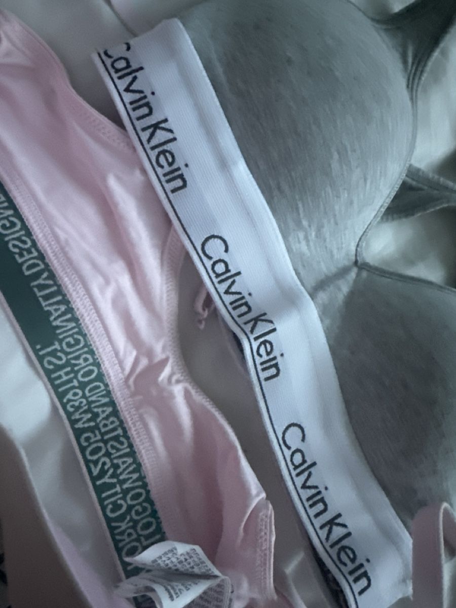 Calvin Klein Altra biancheria intima: 2 Bustier Calvin Klein – Usato da Liestal venduto da ell_6xc7 1