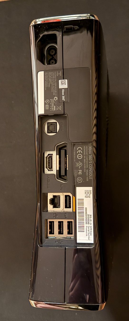 Microsoft Konsolen: Microsoft XBox 360 mit mehr als 20 Games – Gebraucht aus Zürich von GiodStuf 3