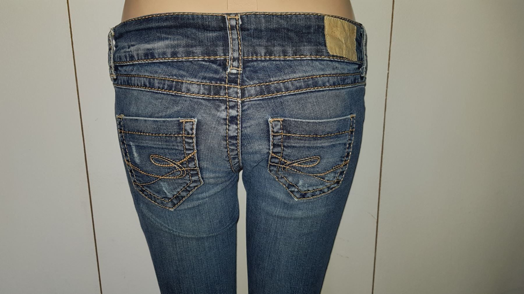 Esprit Jeans: Jeans ESPRIT taille 27 – Usato da Cossonay-ville venduto da Super-Price-Quality 8