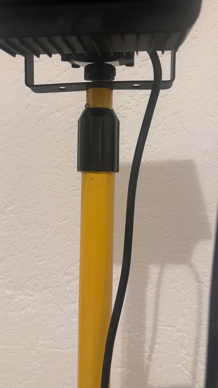 Lampes: Faretto Toolbox 400w trepiede regolabile – D'occasion à Monte Carasso par Ely67 3