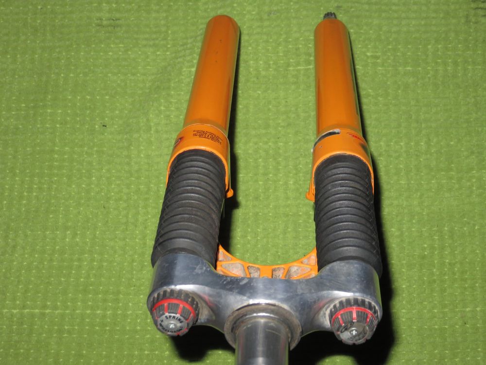 Fourche à Suspension Answer Manitou SX - Pour VTT 26 Pouces - Diamètre 1 1/8" - Occasion