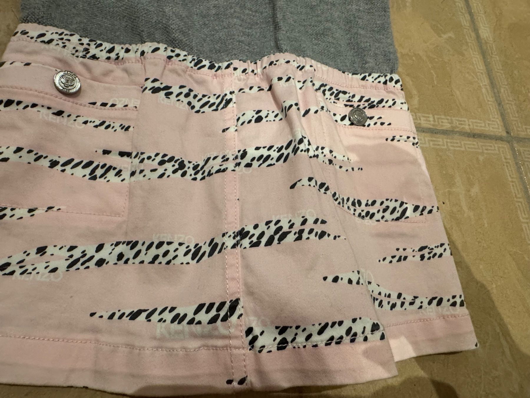 Kenzo Vestiti & Gonne: Kenzo NWT Kleid, 4J 104 – Nuovo (secondo la descrizione) da Klingnau venduto da Markus14 3