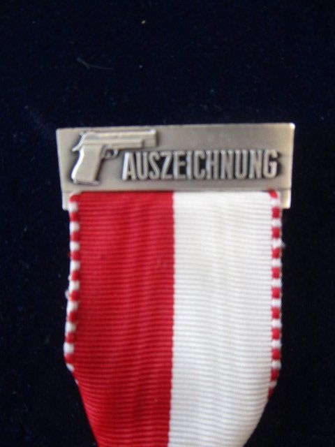 Medaillen: 33. Schweizerisches Polizeifernschiessen 1977 Nidwalden NW – Neu (gemäss Beschreibung) aus Luzern von Horoskop1 2