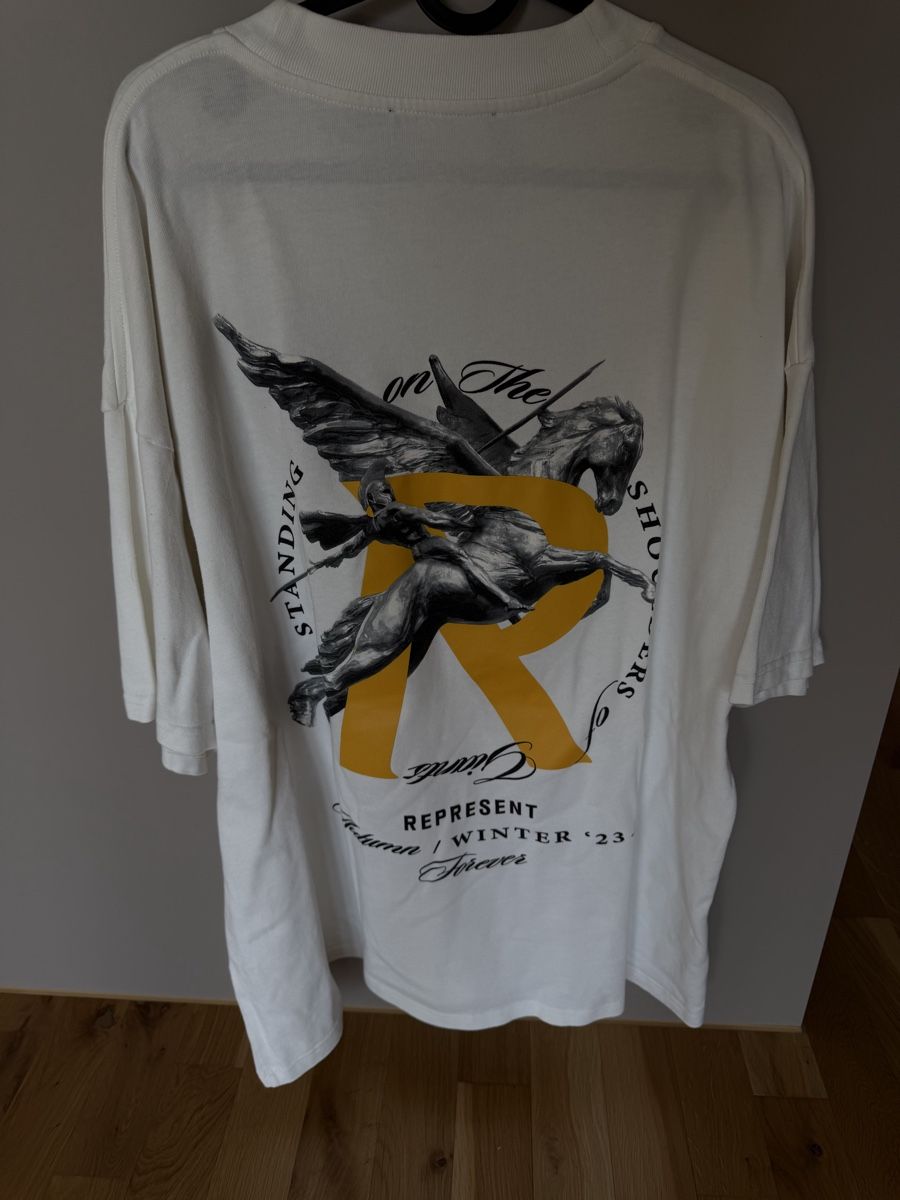 Represent T-shirt: REPRESENT T-SHIRT – Usato da Wohlen AG venduto da dan_hk69 1