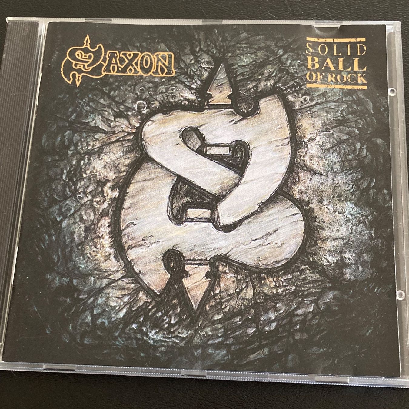 CD: Saxon - Solid Ball Of Rock – Usato da Bern venduto da Ntsamina