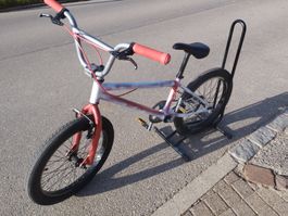 Vélo BMX taille: 150 à 175mm