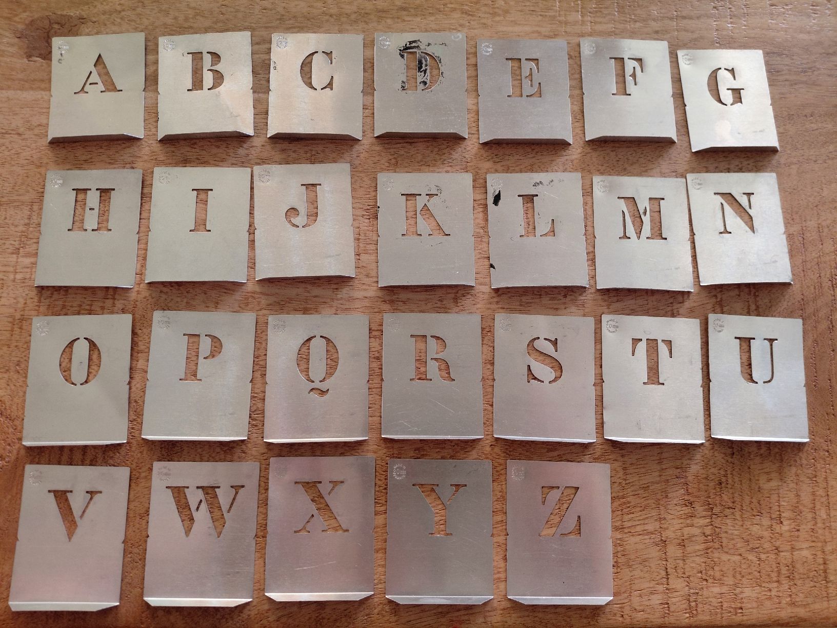 Schablonen: Schablonen Alphabet – Gebraucht aus Birsfelden von aer_q78f