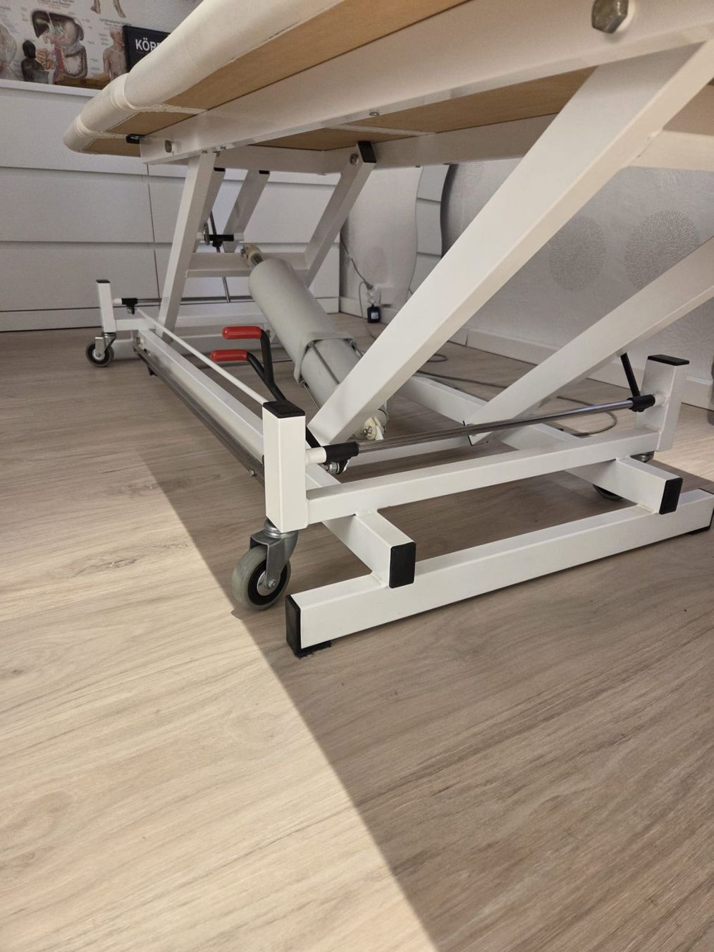 Sedie a sdraio: Massageliege – Usato da Bad Zurzach venduto da cyn_t9yr 2
