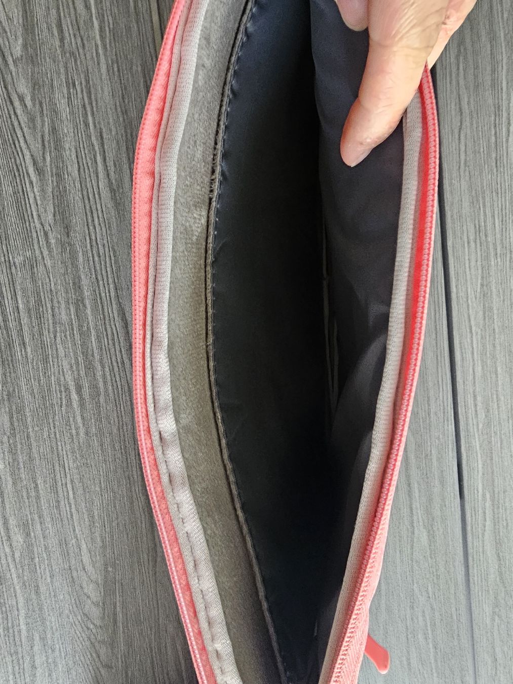 Borse: Laptop/Tablett Tasche – Nuovo (secondo la descrizione) da Büttikon AG venduto da PAM120319 2