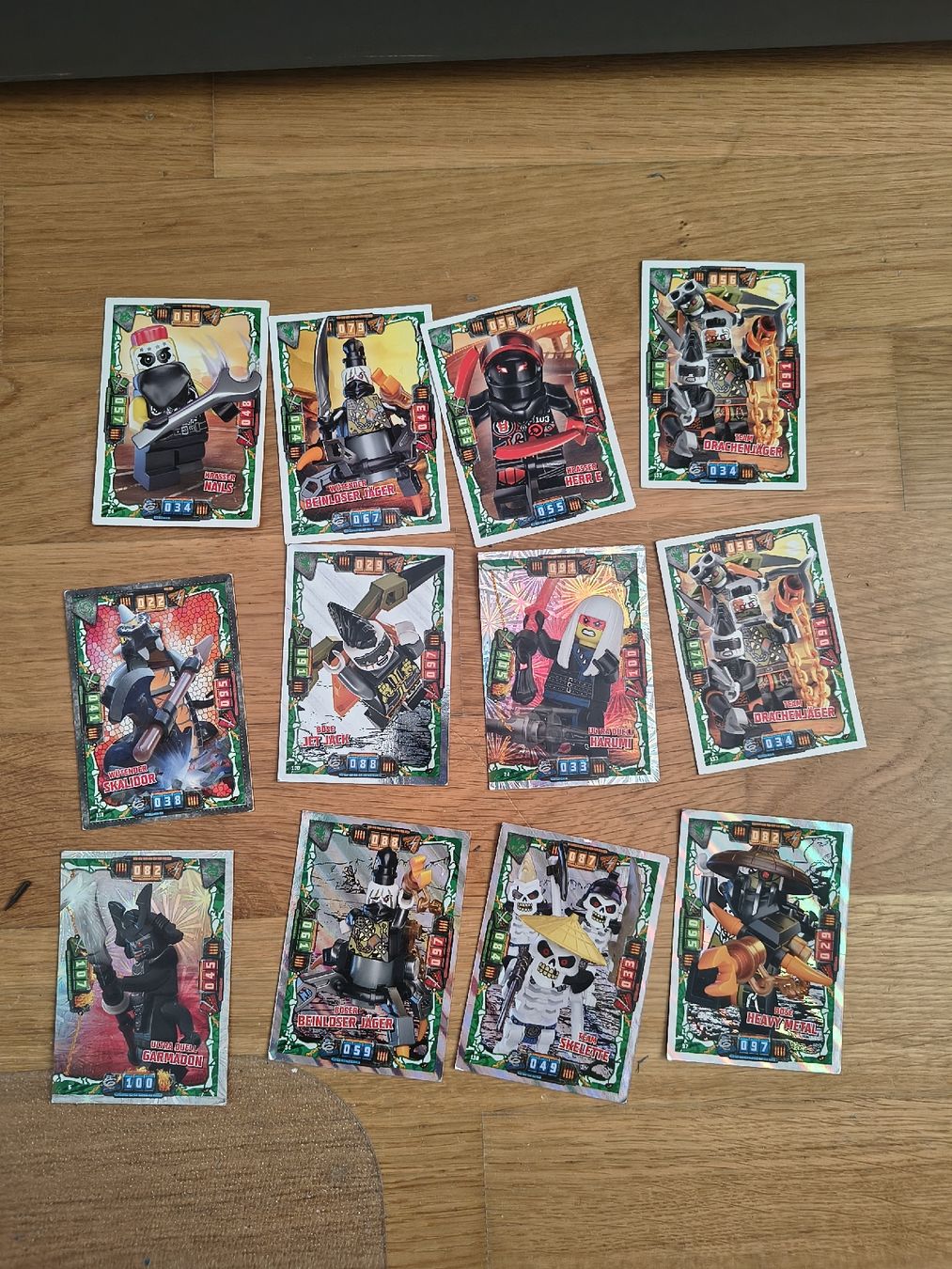 Cartoline: Ninjago Karten Sammlung – Usato da Hendschiken venduto da Silibio 3