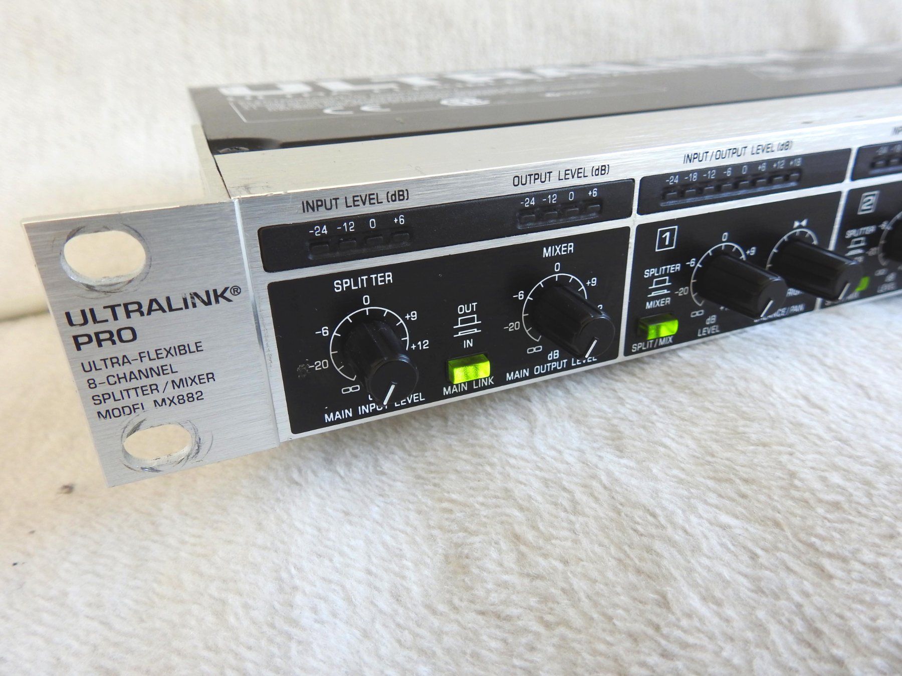 Behringer Mischpulte: Behringer Ultralink Pro MX882 flexible 8-Channel Split – Gebraucht aus Zürich von Malco0 1