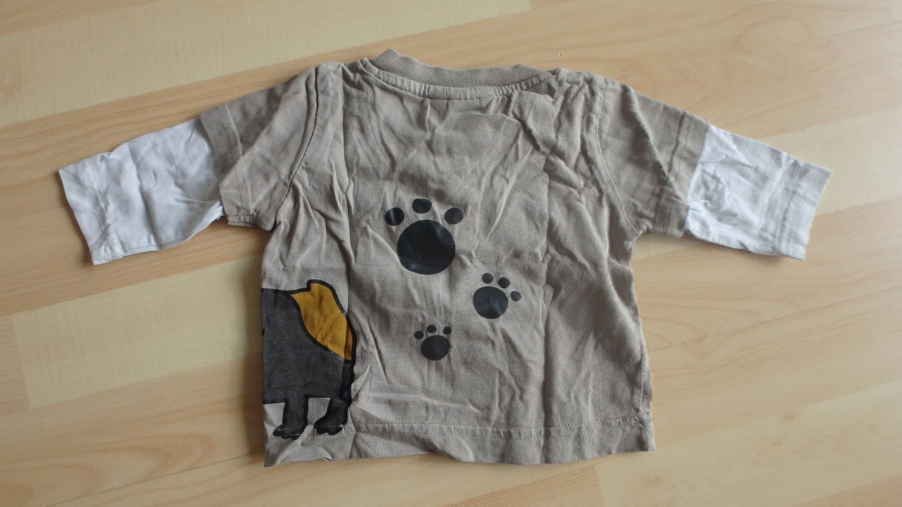 H&M Pullover & Sweatshirts: Pulli mit Hundemotiv von H&M Gr 62 – Gebraucht aus Riehen von India13 2