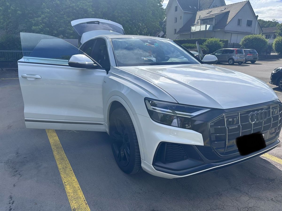 Audi Automobili: Audi Q8 50 TDI quattro – Usato da Zürich venduto da E_Mehmeti 8