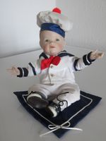 Mini Puppe Matthew, Matrose, 12 cm, Yolanda Bello, Porzellan