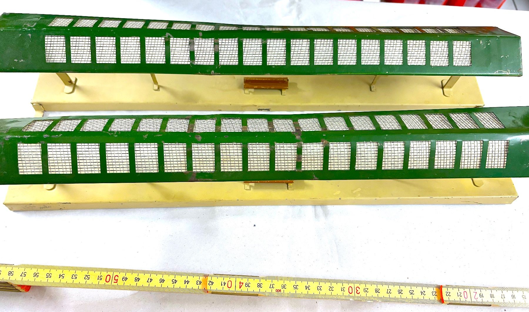 Vollmer Modelleisenbahnen: BLECH BAHNSTEIG VON VOLLMER HO – Gebraucht aus Ipsach von locky55 3