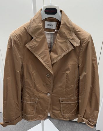 Blazer von Delmod Gr. 36, nagelneu