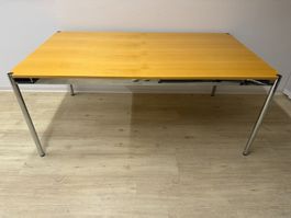 Designklassiker: USM Haller buche Tisch