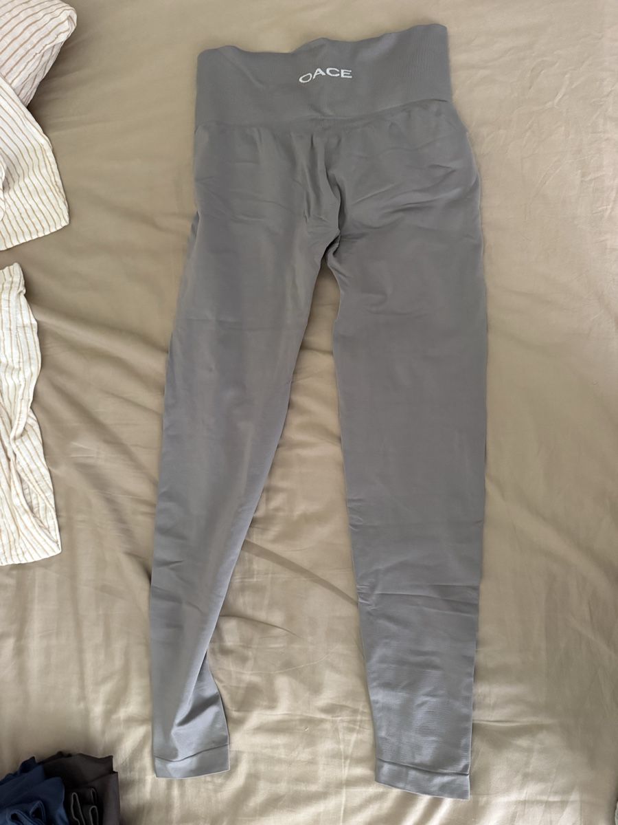 Oace Leggings: Oace Sporthose – Neuf (Voir description) à Volketswil par chi_69q5 1